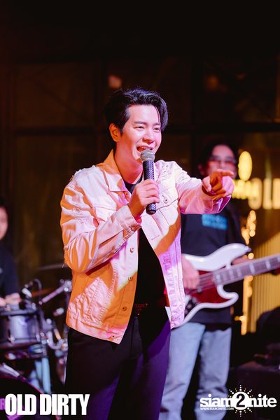 Ice Sarunyu Concert at Old Dirty  — photo 58