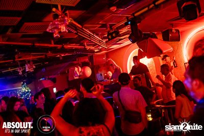 A night at Revolucion Cocktail — photo 67