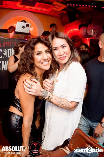 A night at Revolucion Cocktail — photo 75