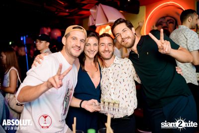 A night at Revolucion Cocktail — photo 85