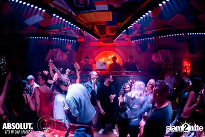 A night at Revolucion Cocktail — photo 90