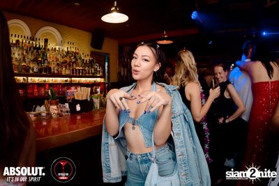 A night at Revolucion Cocktail — photo 91