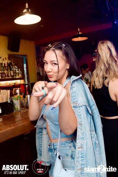 A night at Revolucion Cocktail — photo 92