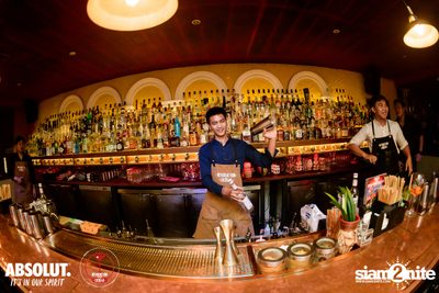 A night at Revolucion Cocktail — photo 97