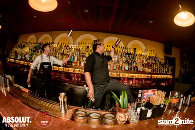 A night at Revolucion Cocktail — photo 100