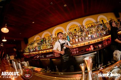 A night at Revolucion Cocktail — photo 101