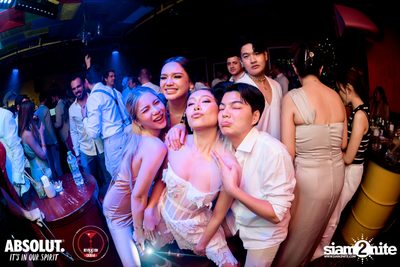 A night at Revolucion Cocktail — photo 135