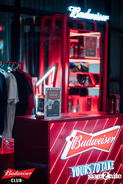 ภาพบรรยากาศงาน Budweiser Club presents Bowkylion concert ที่ Chongjaroen Groove — photo 17