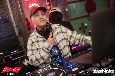 ภาพบรรยากาศงาน Budweiser Club presents Bowkylion concert ที่ Chongjaroen Groove — photo 72