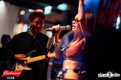 ภาพบรรยากาศงาน Budweiser Club presents Bowkylion concert ที่ Chongjaroen Groove — photo 82