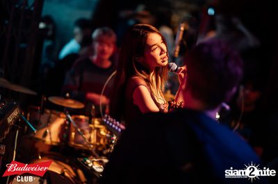 ภาพบรรยากาศงาน Budweiser Club presents Bowkylion concert ที่ Chongjaroen Groove — photo 89
