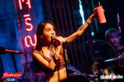 ภาพบรรยากาศงาน Budweiser Club presents Bowkylion concert ที่ Chongjaroen Groove — photo 120