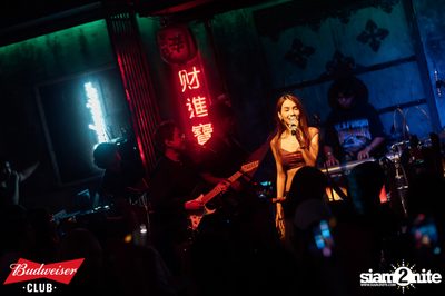 ภาพบรรยากาศงาน Budweiser Club presents Bowkylion concert ที่ Chongjaroen Groove — photo 123
