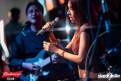 ภาพบรรยากาศงาน Budweiser Club presents Bowkylion concert ที่ Chongjaroen Groove — photo 146