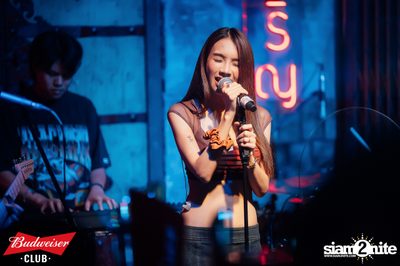 ภาพบรรยากาศงาน Budweiser Club presents Bowkylion concert ที่ Chongjaroen Groove — photo 157