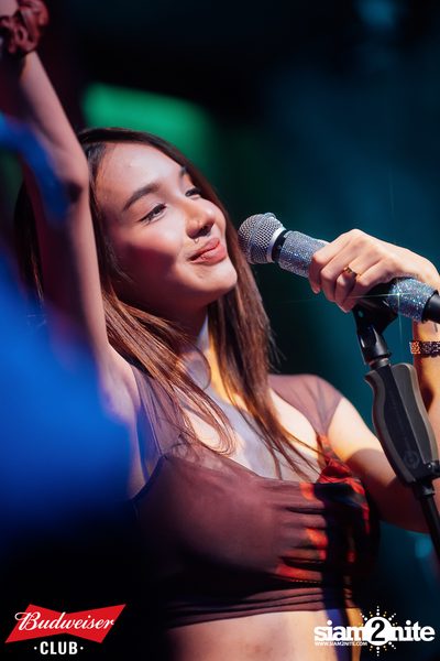 ภาพบรรยากาศงาน Budweiser Club presents Bowkylion concert ที่ Chongjaroen Groove — photo 160
