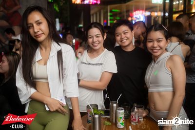 ภาพบรรยากาศงาน Budweiser Club presents Bowkylion concert ที่ Chongjaroen Groove — photo 171
