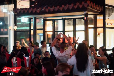 ภาพบรรยากาศงาน Budweiser Club presents Bowkylion concert ที่ Chongjaroen Groove — photo 186