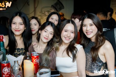 Ink Waruntorn Concert at Dr. Fetch  — photo 5