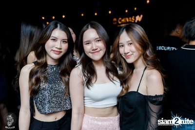Ink Waruntorn Concert at Dr. Fetch  — photo 19