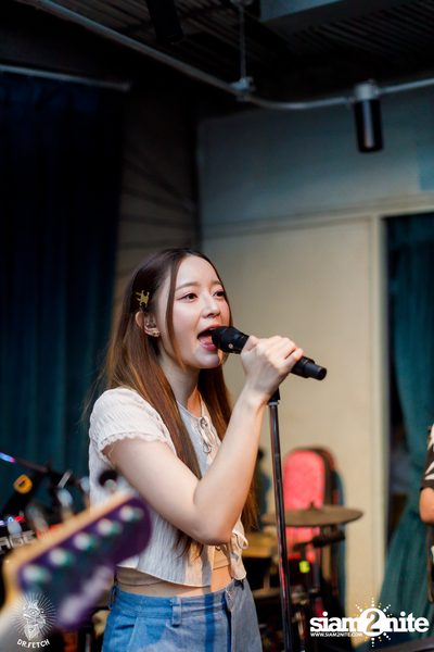 Ink Waruntorn Concert at Dr. Fetch  — photo 64