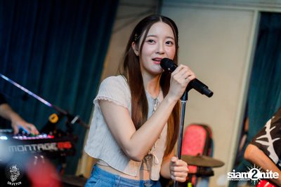 Ink Waruntorn Concert at Dr. Fetch  — photo 68