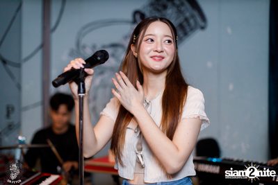 Ink Waruntorn Concert at Dr. Fetch  — photo 69