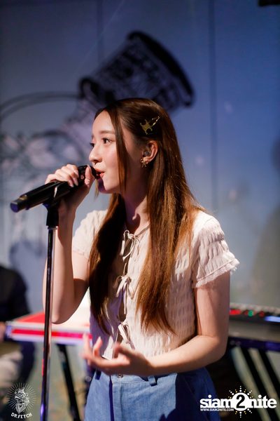 Ink Waruntorn Concert at Dr. Fetch  — photo 74