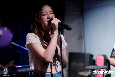 Ink Waruntorn Concert at Dr. Fetch  — photo 78