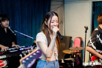 Ink Waruntorn Concert at Dr. Fetch  — photo 81