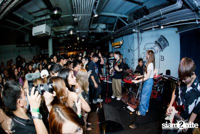 Ink Waruntorn Concert at Dr. Fetch  — photo 95