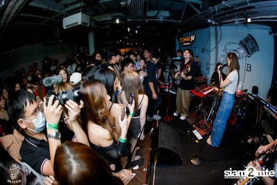Ink Waruntorn Concert at Dr. Fetch  — photo 96