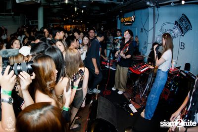 Ink Waruntorn Concert at Dr. Fetch  — photo 97