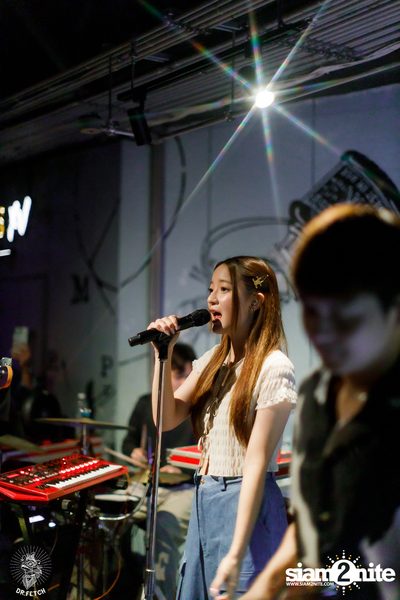 Ink Waruntorn Concert at Dr. Fetch  — photo 98