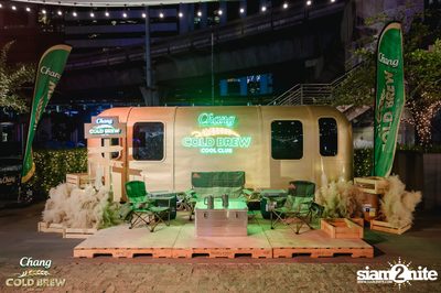 Glam Glamping in Town ft. Stamp Apiwat at Sathorn Square — photo 3