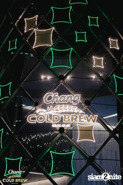 Glam Glamping in Town ft. Stamp Apiwat at Sathorn Square — photo 13
