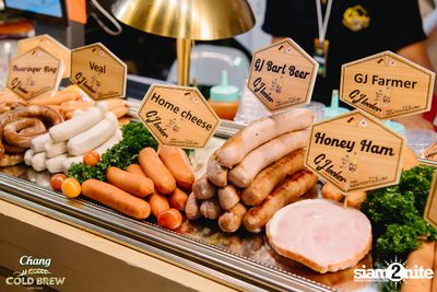 Glam Glamping in Town ft. Stamp Apiwat at Sathorn Square — photo 19