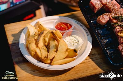 Glam Glamping in Town ft. Stamp Apiwat at Sathorn Square — photo 83