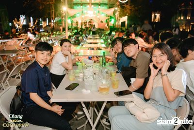 Glam Glamping in Town ft. Stamp Apiwat at Sathorn Square — photo 87