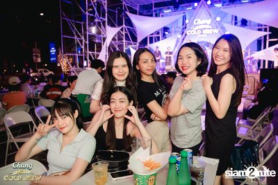 Glam Glamping in Town ft. Stamp Apiwat at Sathorn Square — photo 119