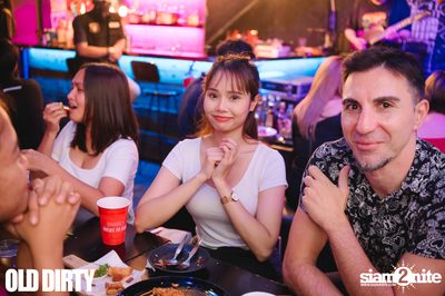 ภาพบรรยากาศคอนเสิร์ต Parkmalody ที่ Old Dirty — photo 28