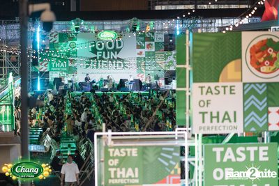 ภาพบรรยากาศงาน Chang Live Park presents FOOD FUN FRIENDS ft. Potato concert ที่ The Street Ratchada — photo 3