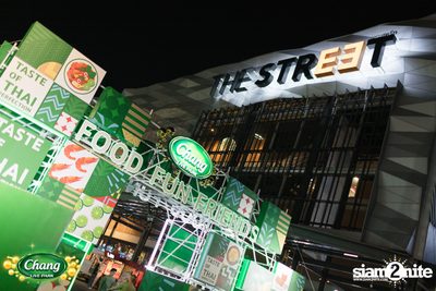 ภาพบรรยากาศงาน Chang Live Park presents FOOD FUN FRIENDS ft. Potato concert ที่ The Street Ratchada — photo 6