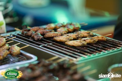 ภาพบรรยากาศงาน Chang Live Park presents FOOD FUN FRIENDS ft. Potato concert ที่ The Street Ratchada — photo 21