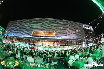 ภาพบรรยากาศงาน Chang Live Park presents FOOD FUN FRIENDS ft. Potato concert ที่ The Street Ratchada — photo 32