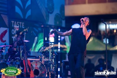 ภาพบรรยากาศงาน Chang Live Park presents FOOD FUN FRIENDS ft. Potato concert ที่ The Street Ratchada — photo 54