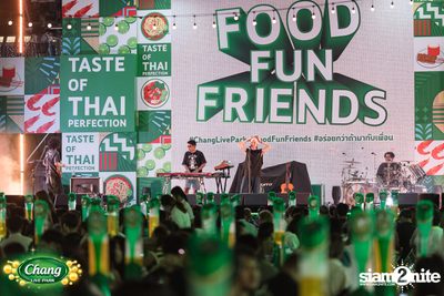 ภาพบรรยากาศงาน Chang Live Park presents FOOD FUN FRIENDS ft. Potato concert ที่ The Street Ratchada — photo 82