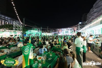 ภาพบรรยากาศงาน Chang Live Park presents FOOD FUN FRIENDS ft. Potato concert ที่ The Street Ratchada — photo 84