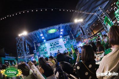 ภาพบรรยากาศงาน Chang Live Park presents FOOD FUN FRIENDS ft. Potato concert ที่ The Street Ratchada — photo 109