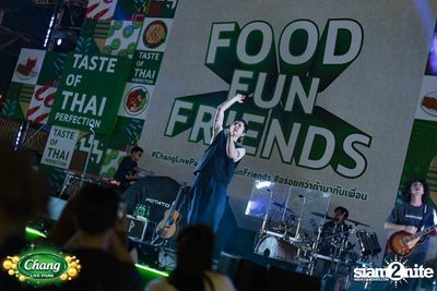 ภาพบรรยากาศงาน Chang Live Park presents FOOD FUN FRIENDS ft. Potato concert ที่ The Street Ratchada — photo 122
